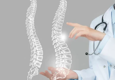 Спинална Стеноза (Стеснение на Гръбначно-Мозъчния Канал)